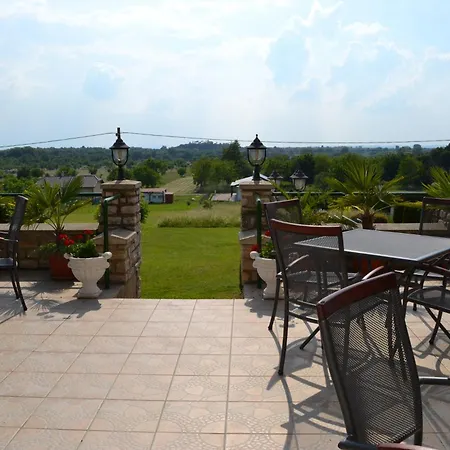 Karat Panzio Couette-café Balatongyörök